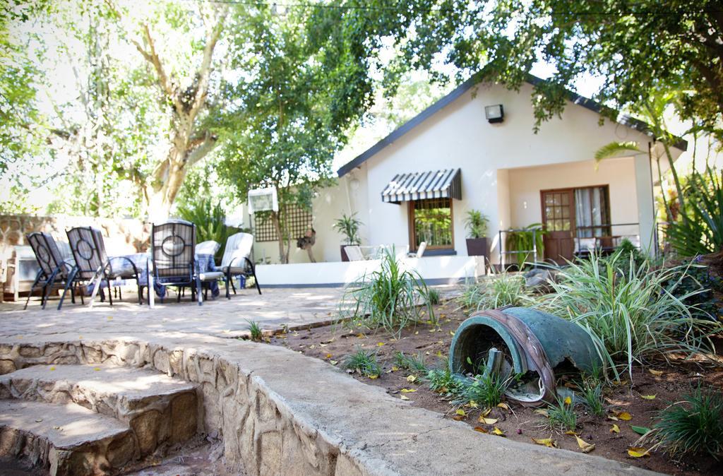 Dei Gratia Guest House Musina Bagian luar foto